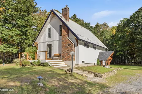 106 S Greenfield Rd, Greenfield Center, NY 12833