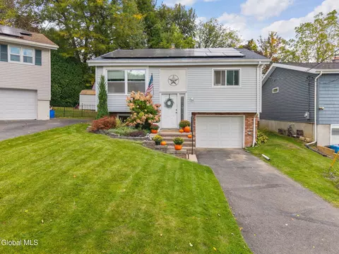 54 Eliot Ave, Albany, NY 12203