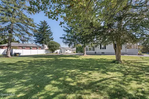 Exterior - 1325 Coplon Ave, Schenectady, NY 12309 photo 10 of 11