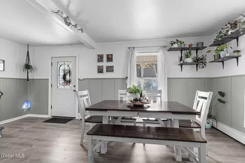 Dining - 1325 Coplon Ave, Schenectady, NY 12309 photo 3 of 3