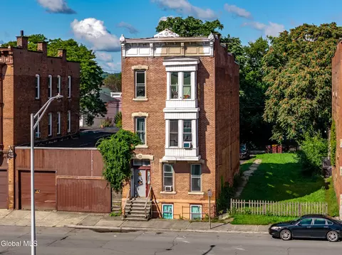 2531 6th Ave, Troy, NY 12180