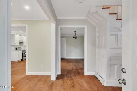 Entry Way - 27 Robinson St, Schenectady, NY 12304 photo 1 of 7