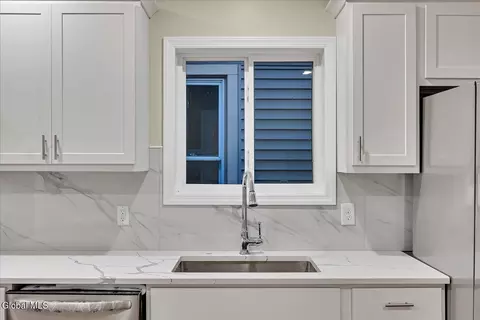 Kitchen - 27 Robinson St, Schenectady, NY 12304 photo 3 of 3