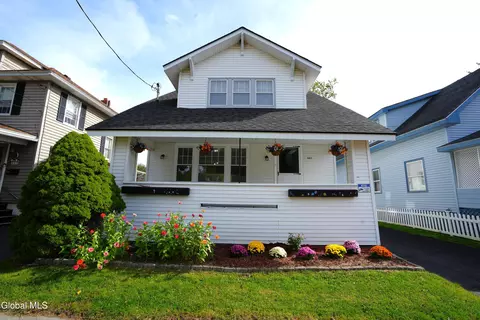 467 Locust Ave, Amsterdam, NY 12010