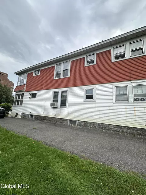 20-22 Mccrossin Ave, Albany, NY 12206