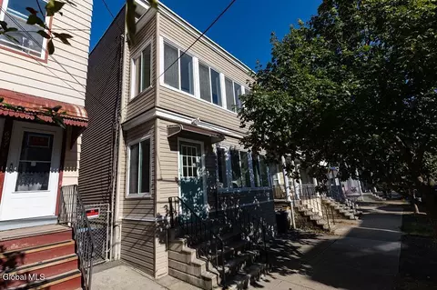 695 State St, Albany, NY 12203