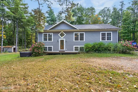 30 Eycleshymer Rd, Johnsonville, NY 12094