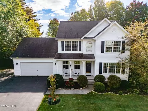 181 Farr Ln, Queensbury, NY 12804