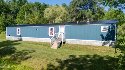 678 Mill Rd, Saint Johnsville, NY 13452