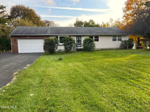 210 Fogarty Rd, Troy, NY 12182