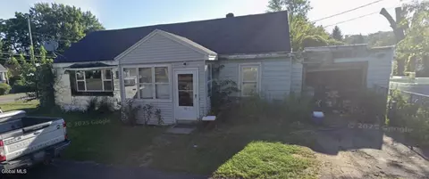 102 Hampton Ave, Rensselaer, NY 12144