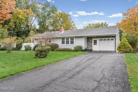 21 Hoefer St, Latham, NY 12110