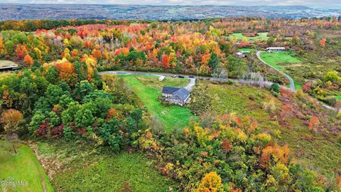 403 Shellstone Rd, Amsterdam, NY 12010
