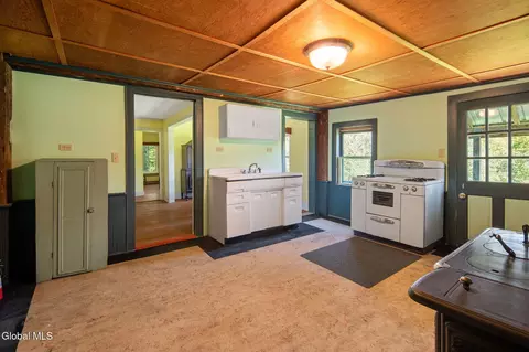 Kitchen - 164 Lang Rd, Summit, NY 12175 photo 4 of 4