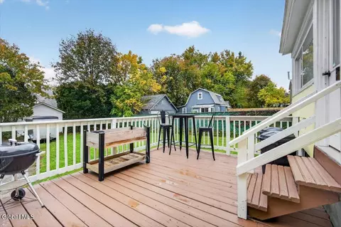 Exterior - 1123 Garner Ave, Schenectady, NY 12309 photo 3 of 6