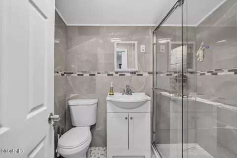 Bath - 1123 Garner Ave, Schenectady, NY 12309 photo 1 of 3