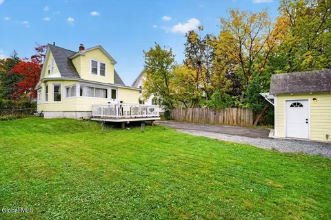Exterior - 1123 Garner Ave, Schenectady, NY 12309 photo 4 of 6
