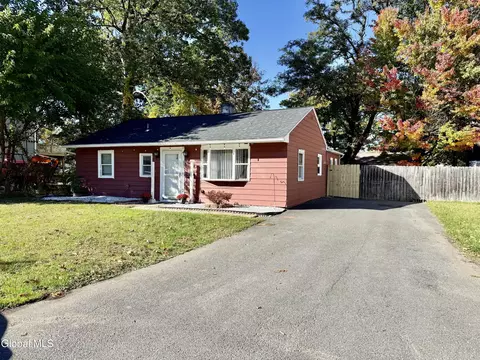 331 Madison Ave, Rensselaer, NY 12144