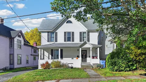 17 Prospect Ave, Gloversville, NY 12078