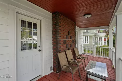 Exterior - 1126 Ardsley Rd, Schenectady, NY 12308 photo 1 of 8