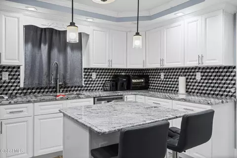 Kitchen - 1126 Ardsley Rd, Schenectady, NY 12308 photo 2 of 3