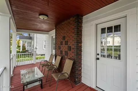 Exterior - 1126 Ardsley Rd, Schenectady, NY 12308 photo 2 of 8