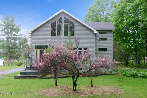 5027 Fairground Ave, Ballston Spa, NY 12020