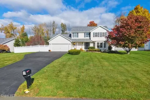 15 Mallard Dr, Rexford, NY 12148