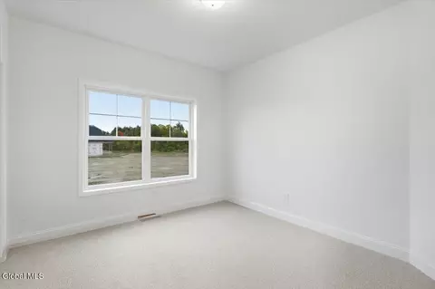 Bedroom - 3 Clover Leaf Dr, Halfmoon, NY 12065 photo 1 of 2