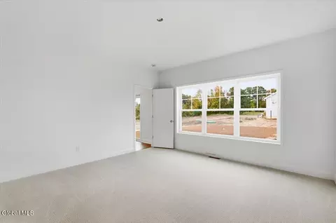 Living - 3 Clover Leaf Dr, Halfmoon, NY 12065 photo 6 of 6