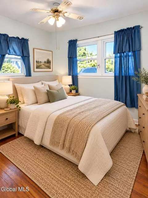 Bedroom - 256 Perry St, Schenectady, NY 12306 photo 4 of 4