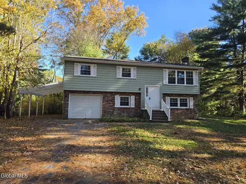 17 Meditation Way, Saratoga Springs, NY 12866