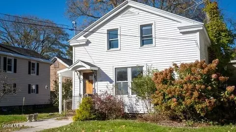 43 Pearl St, Schuylerville, NY 12871