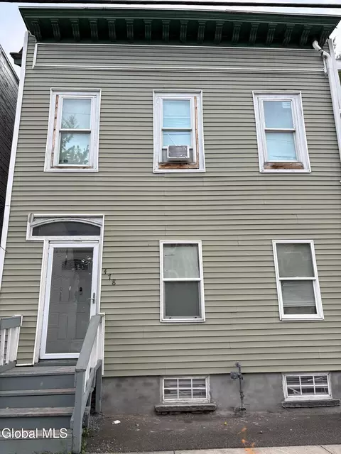 478 1st St, Albany, NY 12206