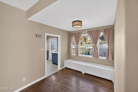 Entry Way - 1189 Mcclellan St, Schenectady, NY 12309 photo 3 of 3