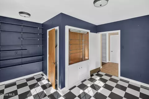 Entry Way - 1189 Mcclellan St, Schenectady, NY 12309 photo 2 of 3