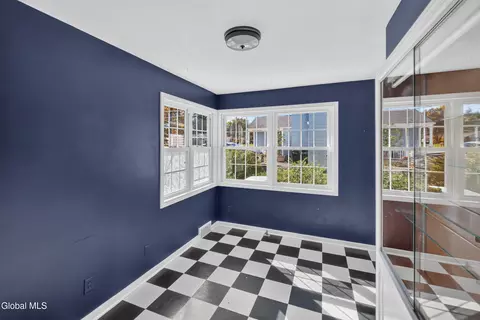 Other - 1189 Mcclellan St, Schenectady, NY 12309 photo 2 of 9