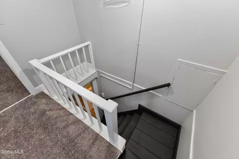 Entry Way - 113 Walnut St, Schenectady, NY 12308 photo 2 of 2