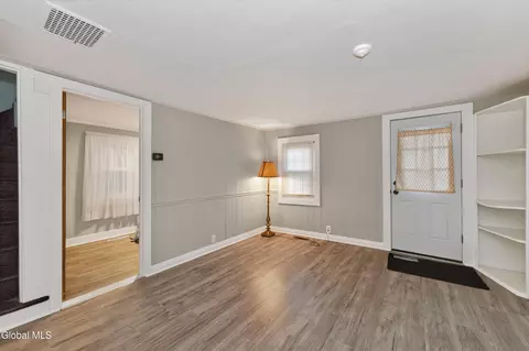 Living - 113 Walnut St, Schenectady, NY 12308 photo 4 of 4