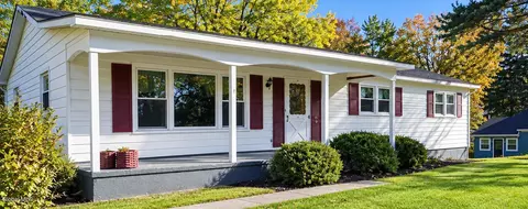45 Francis St, Troy, NY 12180