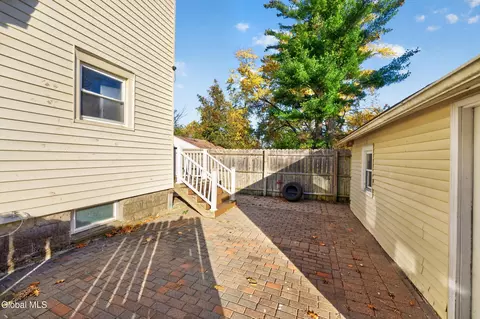 Exterior - 2117 Hugh St, Schenectady, NY 12306 photo 5 of 7