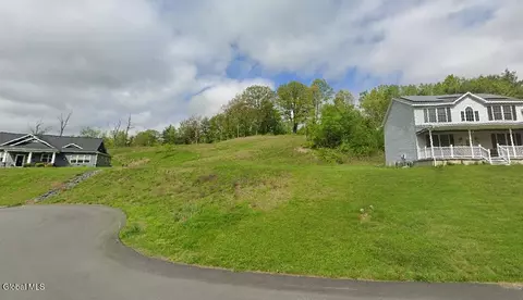 66 Kent Pl, Wynantskill, NY 12198