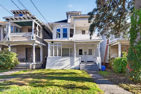 121 N Allen St, Albany, NY 12203