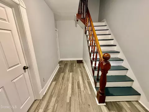 Entry Way - 517 Summit Ave, Schenectady, NY 12307 photo 1 of 1
