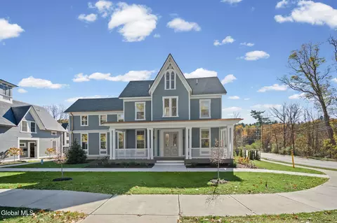 182 Excelsior Ave #3, Saratoga Springs, NY 12866