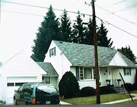 905 Vermont Ave, Schenectady, NY 12303 photo 1