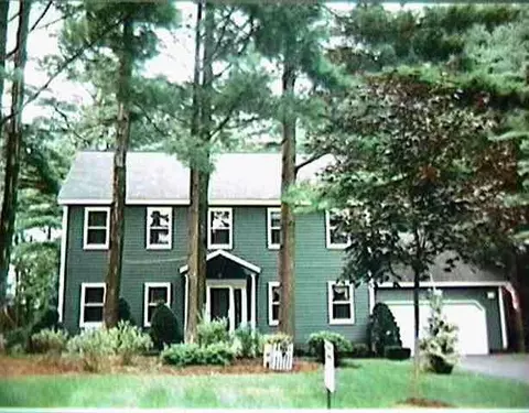 15 Hillcrest Ln, Saratoga Springs, NY 12866 photo 1