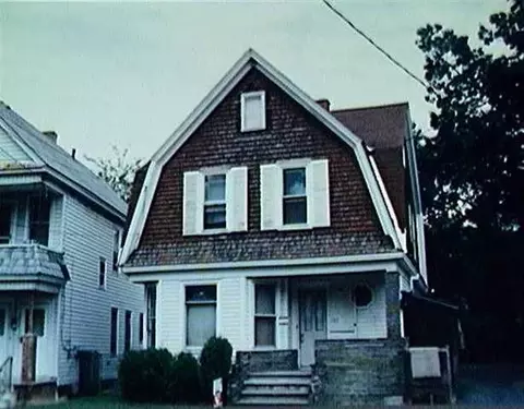 1013 Forest Rd, Schenectady, NY 12303 photo 1