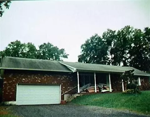 54 Halter Rd, Glenmont, NY 12077 photo 1