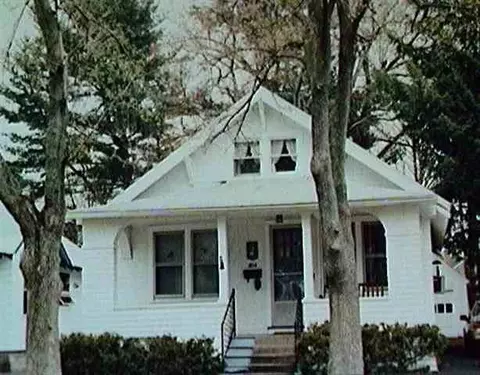 814 Pinewood Ave, Schenectady, NY 12309 photo 1